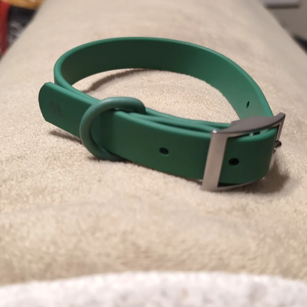 Wild One - Waterproof Dog Collar - M - Picture 2 of 6